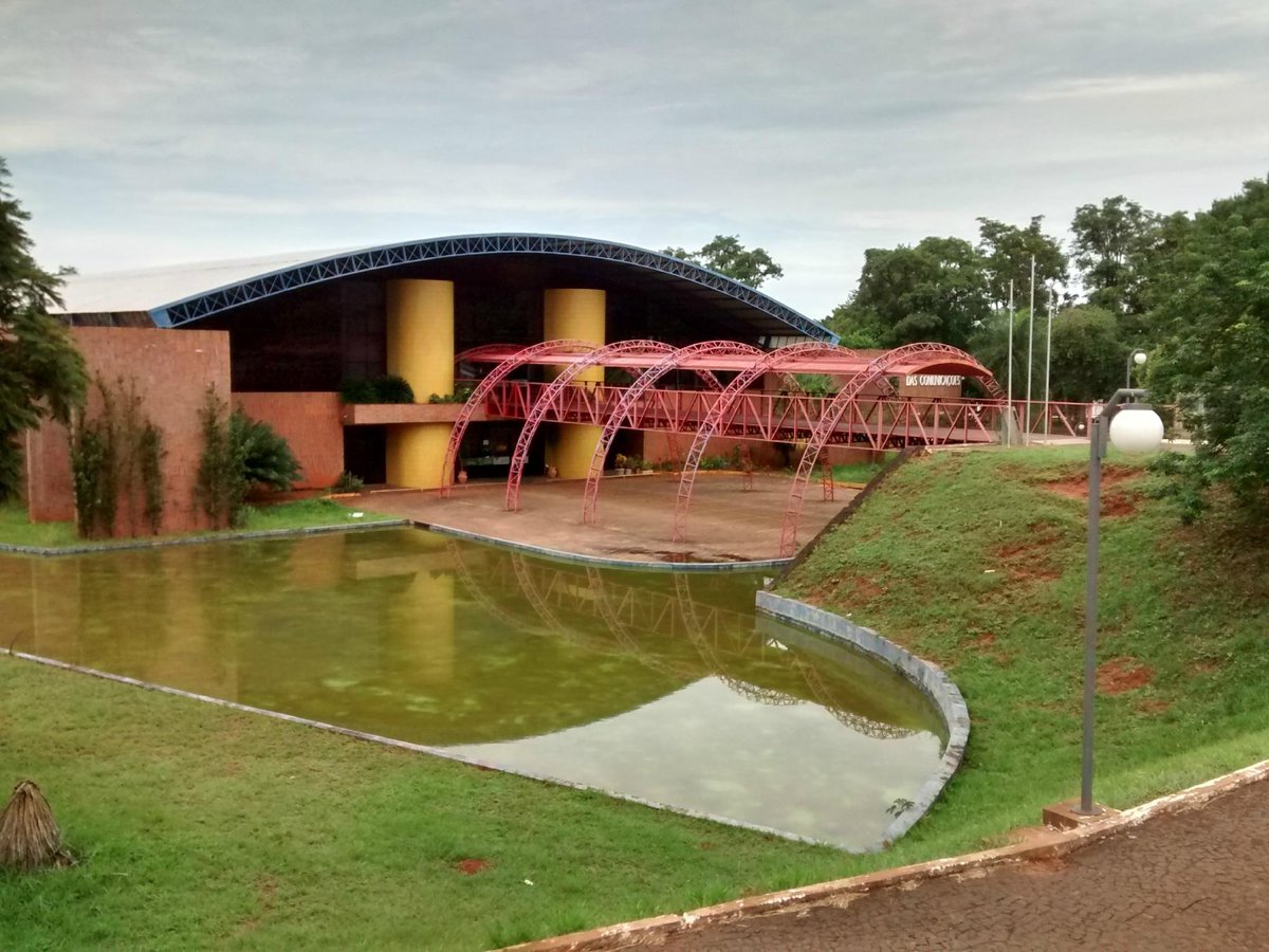 Cena de reportagem: state of Mato Grosso do Sul Government Buildings - Tripadvisor, no trecho “Uma cidade formada por muitos povos”