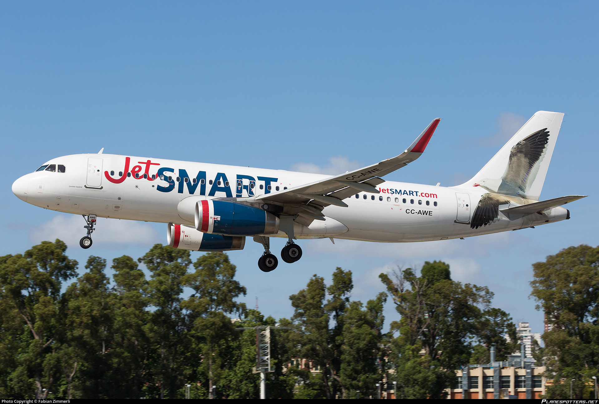 Cena de reportagem: cC-AWE JetSMART Argentina Airbus A320-232(WL) Photo by Fabian Zimmerli ID 170321, no trecho “Outros voos de verão anunciados”