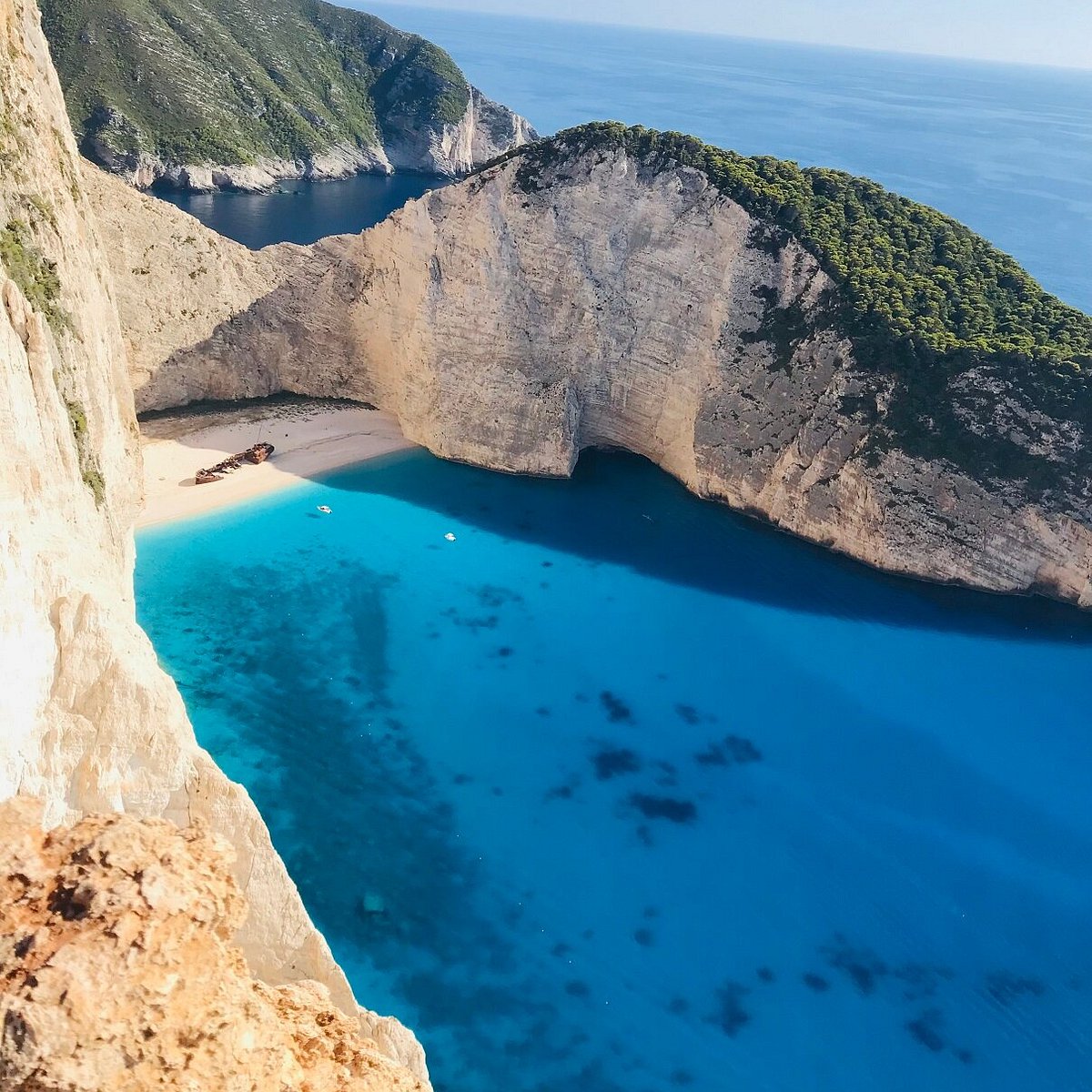 Cena de reportagem: nAVAGIO BEACH (2026) All You Should Know BEFORE You Go (w/ Reviews & Photos), no trecho “O que provar”