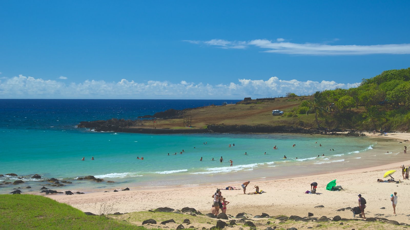 Cena de reportagem: easter Island (Rapa Nui) - Tropical Islands, no trecho “Regras de visita”