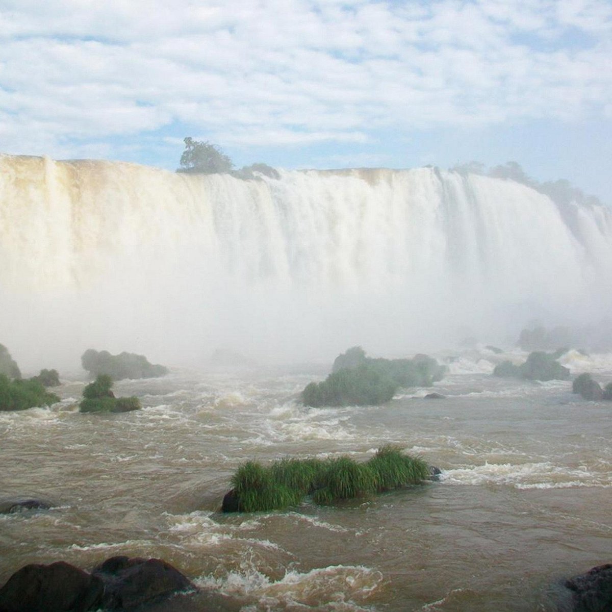 Cena de reportagem: turismo en Cataratas de Iguazú (Foz do Iguacu, Brazil): Address, Phone Number,, no trecho “Endereço e contato”